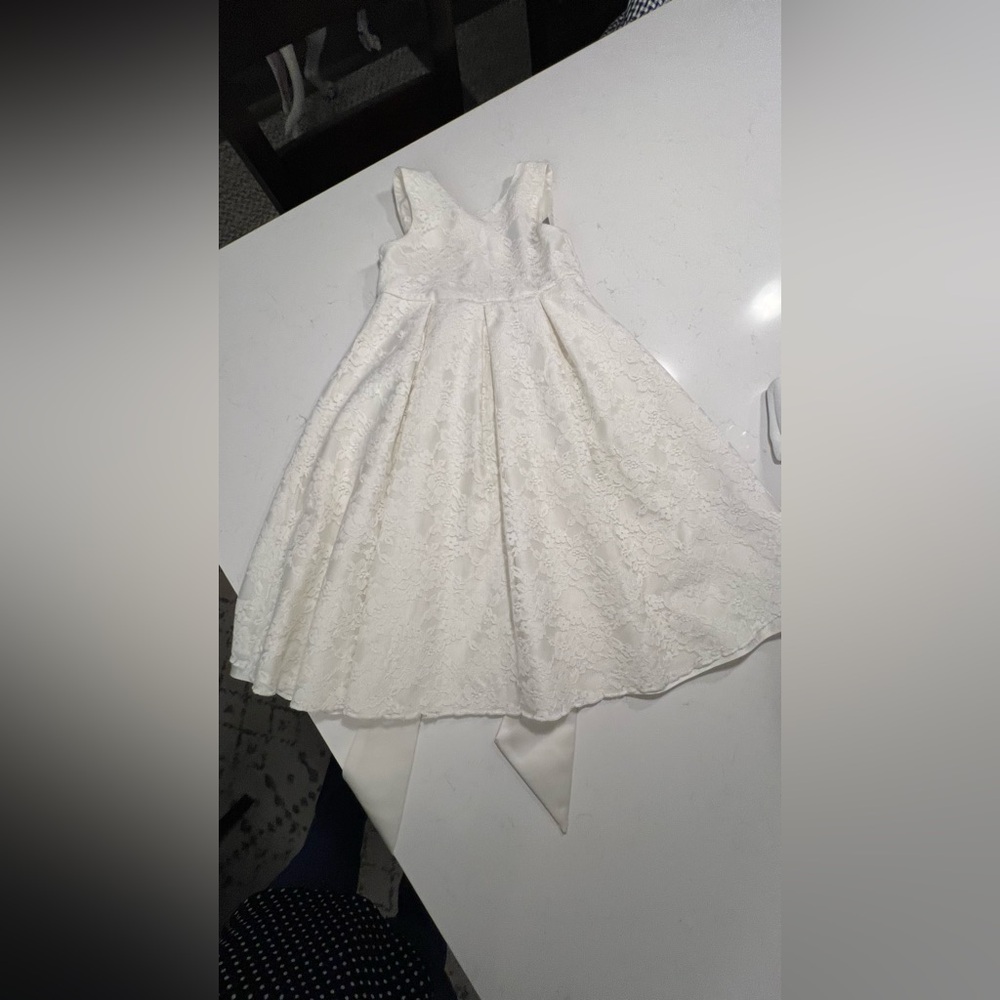 John Lewis Heirloom Collection Charlotte Lace Bridesmaid Dress, Ivory size 6 - Picture 2 of 16